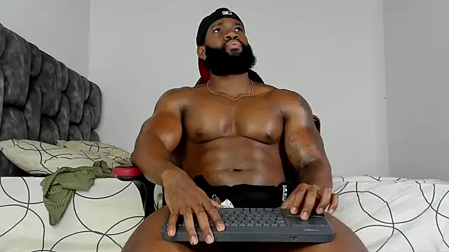 Snapshot of james_musclebbc chatting on November 5, 2025, 11:49 pm james musclebbc online show from November 5, 2025, 11:49 pm