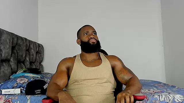 Snapshot of james_musclebbc chatting on November 11, 2025, 8:09 pm james musclebbc online show from November 11, 2025, 8:09 pm