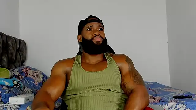 Snapshot of james_musclebbc chatting on November 25, 2025, 1:38 am james musclebbc online show from November 25, 2025, 1:38 am
