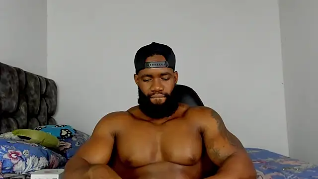 Snapshot of james_musclebbc chatting on November 28, 2025, 3:20 am james musclebbc online show from November 28, 2025, 3:20 am