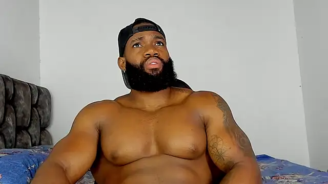 Snapshot of james_musclebbc chatting on December 17, 2025, 3:12 am james musclebbc online show from December 17, 2025, 3:12 am