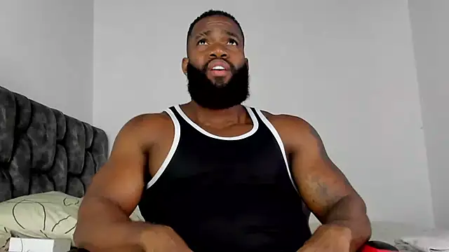 Snapshot of james_musclebbc chatting on January 13, 2026, 9:31 pm james musclebbc online show from January 13, 2026, 9:31 pm