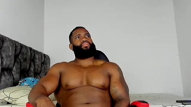 Snapshot of james_musclebbc chatting on January 16, 2026, 1:53 am james musclebbc online show from January 16, 2026, 1:53 am