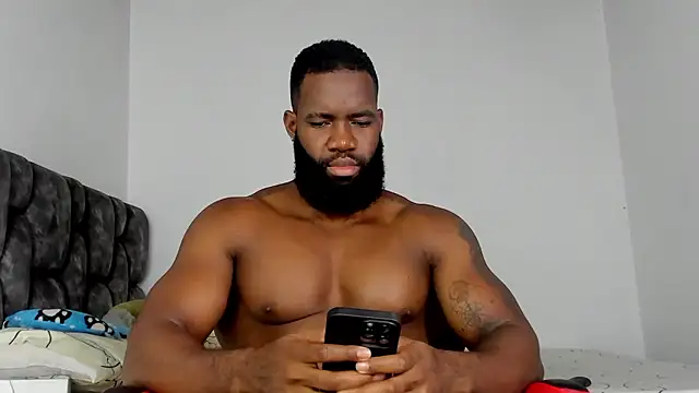 Snapshot of james_musclebbc chatting on January 17, 2026, 12:26 am james musclebbc online show from January 17, 2026, 12:26 am