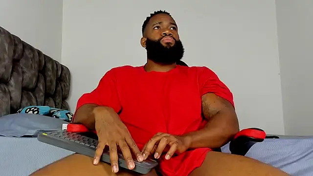 Snapshot of james_musclebbc chatting on February 22, 2026, 5:44 pm james musclebbc online show from February 22, 2026, 5:44 pm