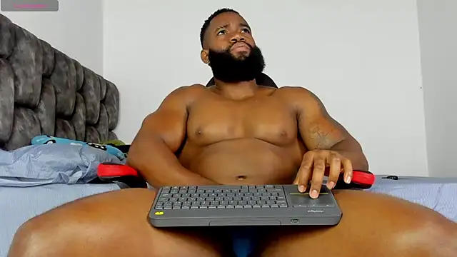 Snapshot of james_musclebbc chatting on March 1, 2026, 5:48 pm james musclebbc online show from March 1, 2026, 5:48 pm