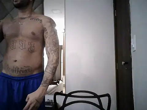 Mitt1993b online show from December 20, 2025, 10:50 pm