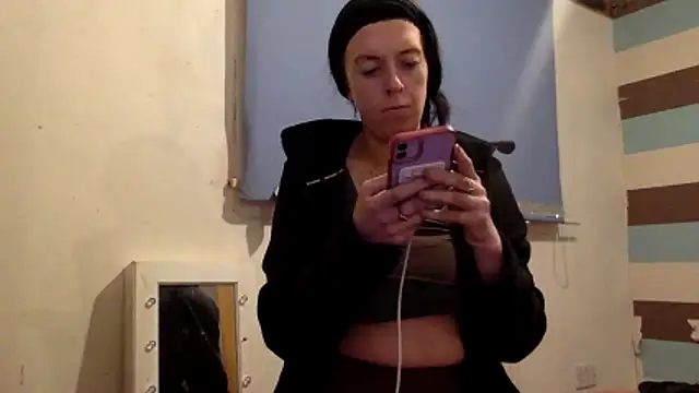 Snapshot of Bellababexox_ chatting on December 5, 2025, 1:58 am Bellababexox online show from December 5, 2025, 1:58 am