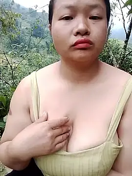 Snapshot of girl-babi chatting on September 10, 2025, 9:53 am girl-babi online show from September 10, 2025, 9:53 am