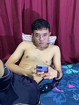 rand1101 online show from October 6, 2025, 7:55 pm