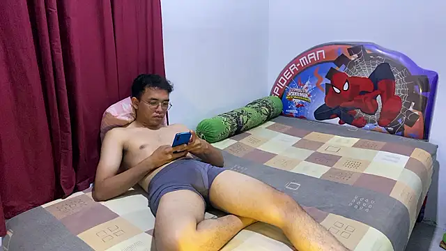 rand1101 online show from February 23, 2026, 6:38 pm