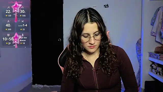 Snapshot of lindasyt chatting on April 27, 2026, 2:53 am lindasyt online show from April 27, 2026, 2:53 am
