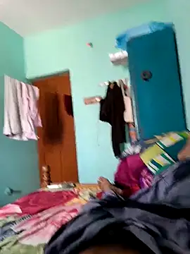 Snapshot of maddy3108 chatting on September 17, 2025, 7:43 am maddy3108 online show from September 17, 2025, 7:43 am