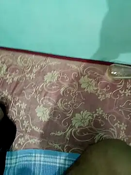 maddy3108 online show from February 9, 2026, 5:22 am