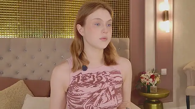 Snapshot of CaitlinSugar chatting on May 26, 2026, 4:19 am CaitlinSugar online show from May 26, 2026, 4:19 am