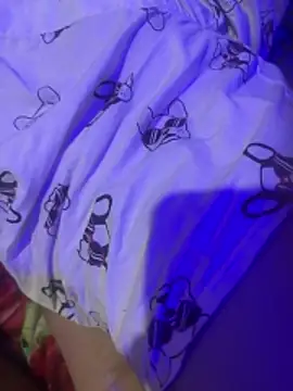 chocolatey couples online show from April 15, 2026, 7:58 pm