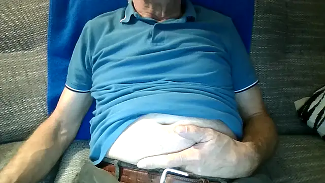 Snapshot of velikifant7 chatting on January 10, 2026, 6:31 pm velikifant7 online show from January 10, 2026, 6:31 pm