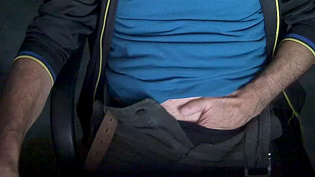 Snapshot of velikifant7 chatting on January 12, 2026, 5:12 am velikifant7 online show from January 12, 2026, 5:12 am