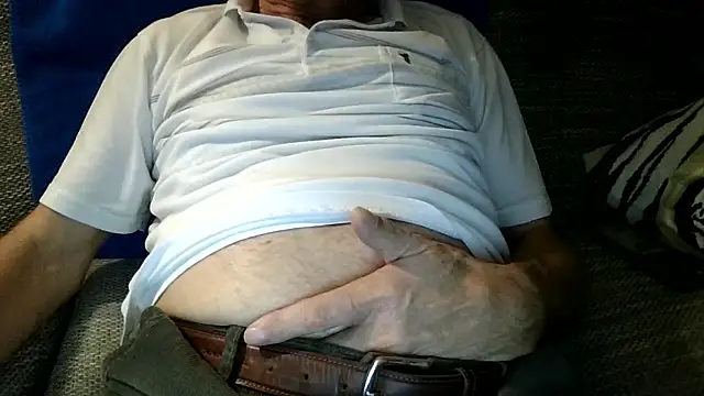 Snapshot of velikifant7 chatting on January 12, 2026, 5:18 pm velikifant7 online show from January 12, 2026, 5:18 pm