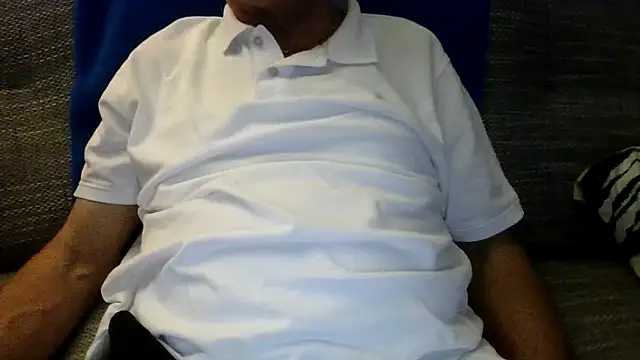 Snapshot of velikifant7 chatting on February 5, 2026, 6:56 pm velikifant7 online show from February 5, 2026, 6:56 pm