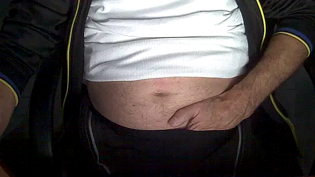 Snapshot of velikifant7 chatting on February 8, 2026, 6:06 am velikifant7 online show from February 8, 2026, 6:06 am