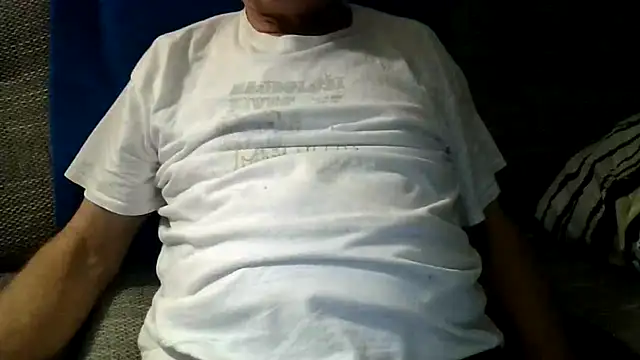 Snapshot of velikifant7 chatting on February 20, 2026, 6:52 pm velikifant7 online show from February 20, 2026, 6:52 pm