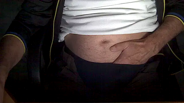 Snapshot of velikifant7 chatting on March 3, 2026, 5:24 am velikifant7 online show from March 3, 2026, 5:24 am