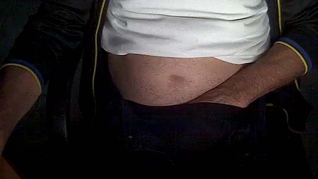 Snapshot of velikifant7 chatting on March 10, 2026, 5:12 am velikifant7 online show from March 10, 2026, 5:12 am