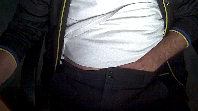 Snapshot of velikifant7 chatting on March 27, 2026, 5:24 am velikifant7 online show from March 27, 2026, 5:24 am