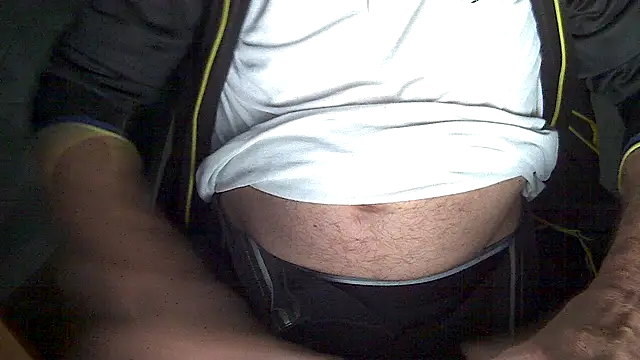 Snapshot of velikifant7 chatting on April 1, 2026, 4:13 am velikifant7 online show from April 1, 2026, 4:13 am