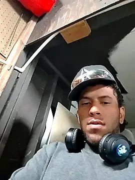 Snapshot of tukica56 chatting on November 1, 2025, 3:47 pm tukica56 online show from November 1, 2025, 3:47 pm