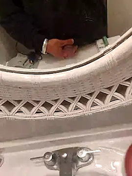 Snapshot of tukica56 chatting on November 18, 2025, 10:09 am tukica56 online show from November 18, 2025, 10:09 am