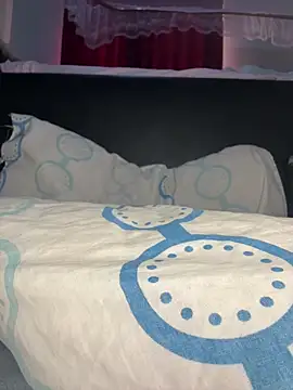 Snapshot of ewatyu chatting on April 9, 2026, 5:40 am ewatyu online show from April 9, 2026, 5:40 am