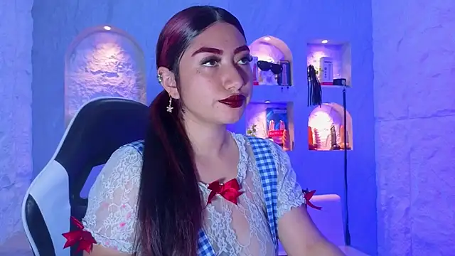 Sophia tf online show from March 14, 2026, 8:25 pm