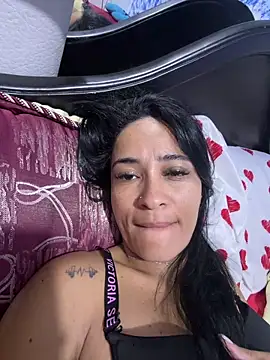 Snapshot of princequinn_ chatting on February 12, 2026, 11:49 am princequinn online show from February 12, 2026, 11:49 am