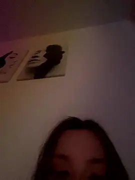 Lucy louras online show from January 15, 2026, 11:30 pm