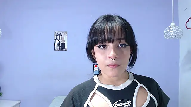 onixandghosty1 online show from October 28, 2025, 7:05 pm