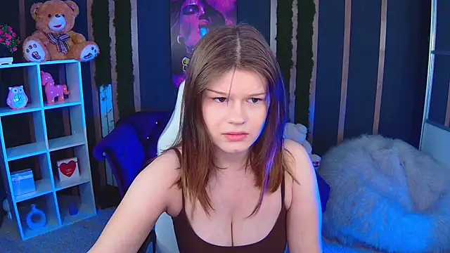 Lunamytrend online show from December 1, 2025, 12:10 pm