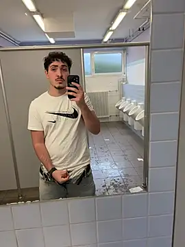 amo660 online show from February 12, 2026, 1:28 pm