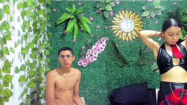 MielAndLeo online show from September 15, 2025, 8:36 am