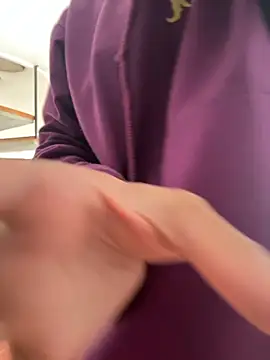 sabrina rosee online show from October 16, 2025, 12:39 pm