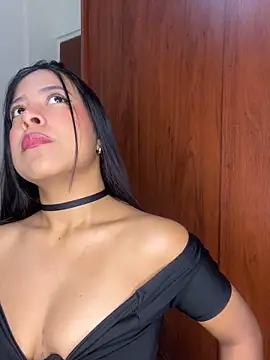 Kendra C online show from October 13, 2025, 9:48 pm