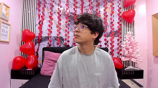 Desire Ecstasy online show from February 18, 2026, 3:24 am