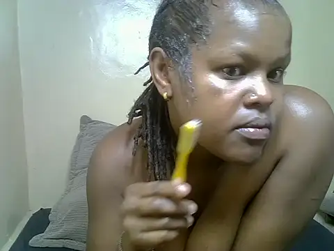 Brownslady  online show from October 25, 2025, 6:02 pm