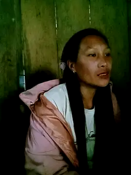 Lisa pusy online show from December 18, 2025, 7:03 am