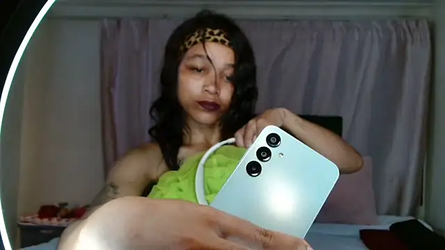 Snapshot of -cleowilliams- chatting on October 10, 2025, 10:53 pm -cleowilliams- online show from October 10, 2025, 10:53 pm