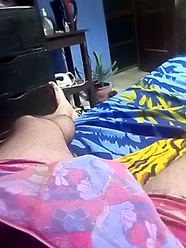 QJHoElyking online show from October 8, 2025, 3:42 pm