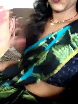 AnanyaKapoor89 online show from September 13, 2025, 6:35 am