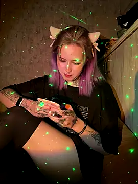 n1ghtcloud online show from November 14, 2025, 7:12 pm