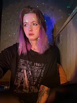 n1ghtcloud online show from November 16, 2025, 10:26 pm